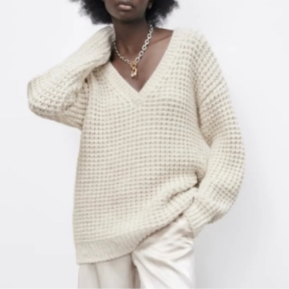 Zara Chunky Oversized Knit V-Neck Warm Cozy Soft Cream Sweater Size Large - Picture 6 of 12